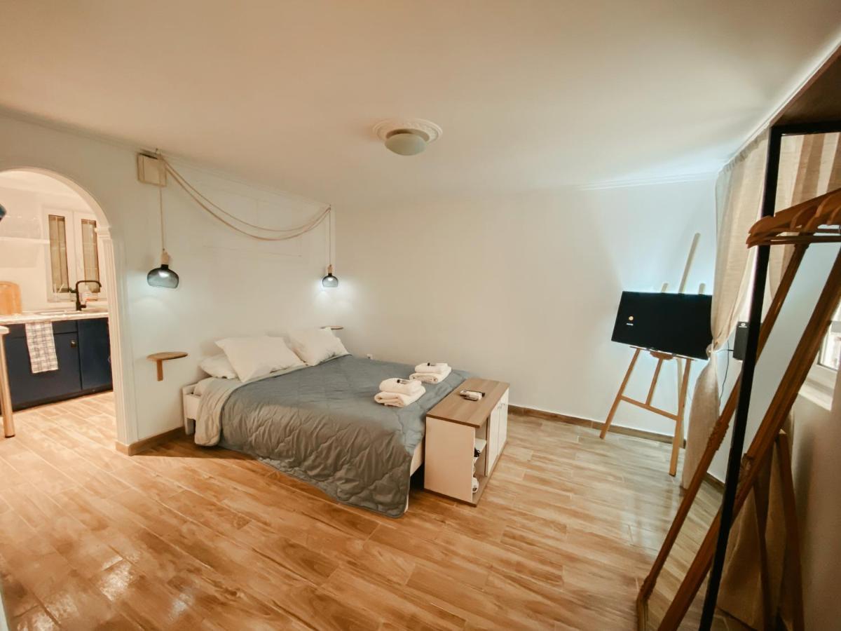 Isabella Suites: An Old Venetian Home Corfu  エクステリア 写真
